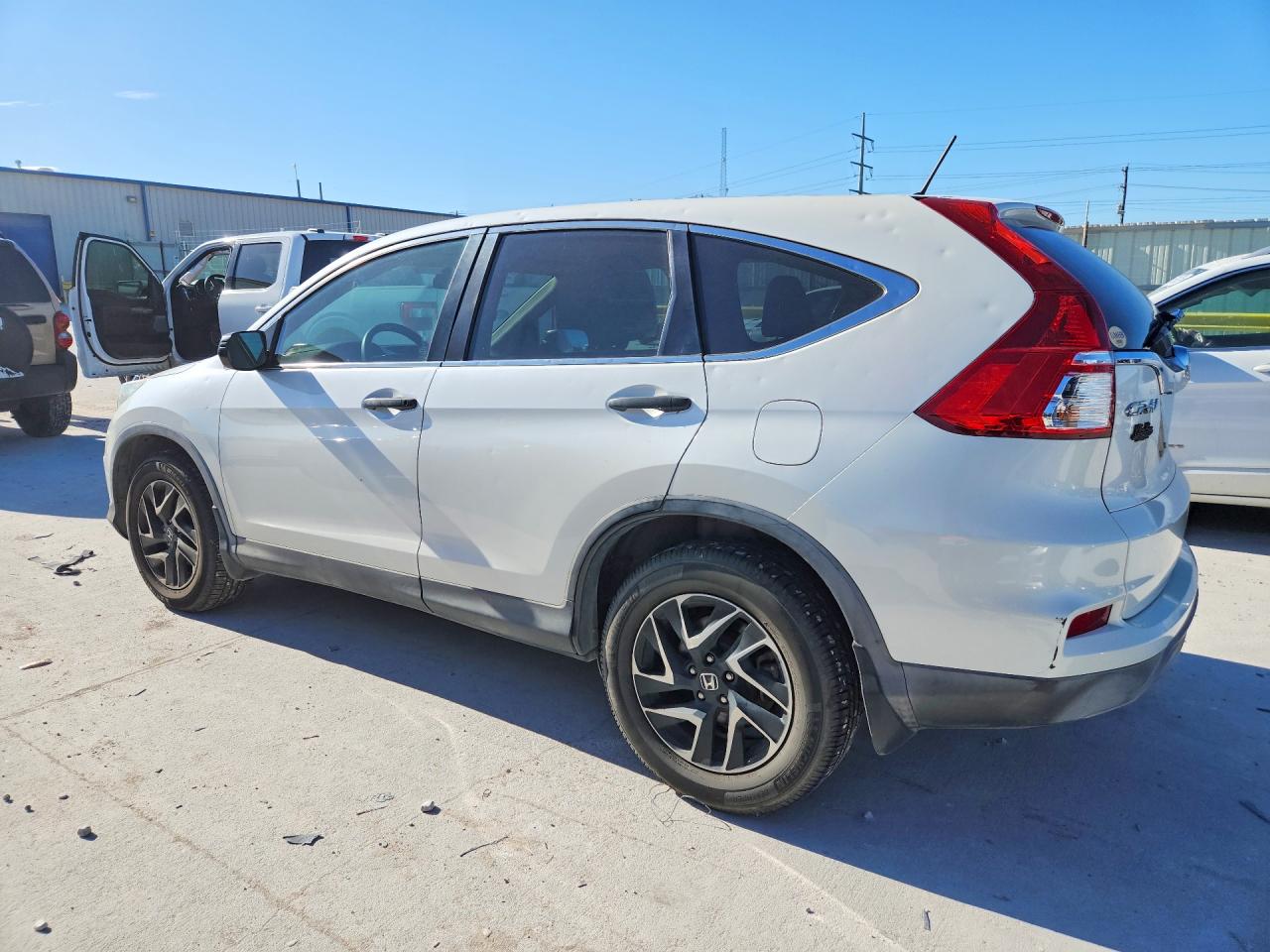 2016 HONDA CR-V SE photo 3