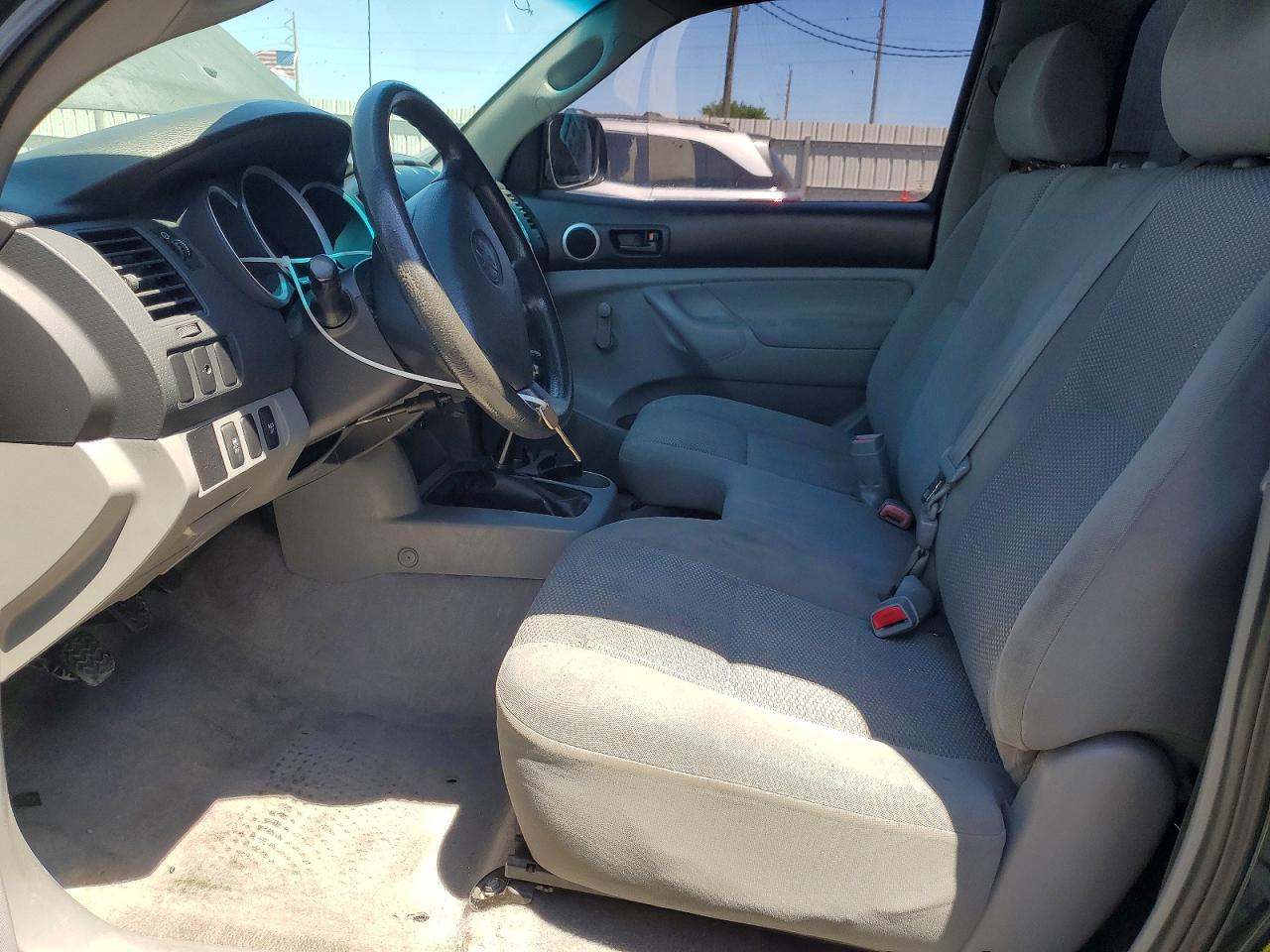2009 TOYOTA TACOMA BASE photo 19