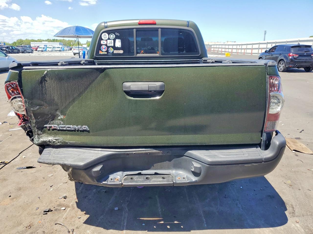 2009 TOYOTA TACOMA BASE photo 16