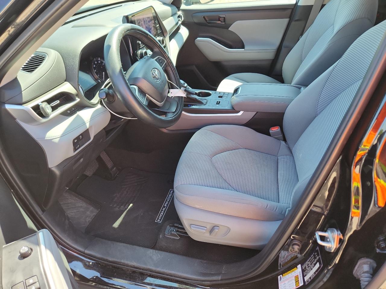 2023 TOYOTA HIGHLANDER L photo 13