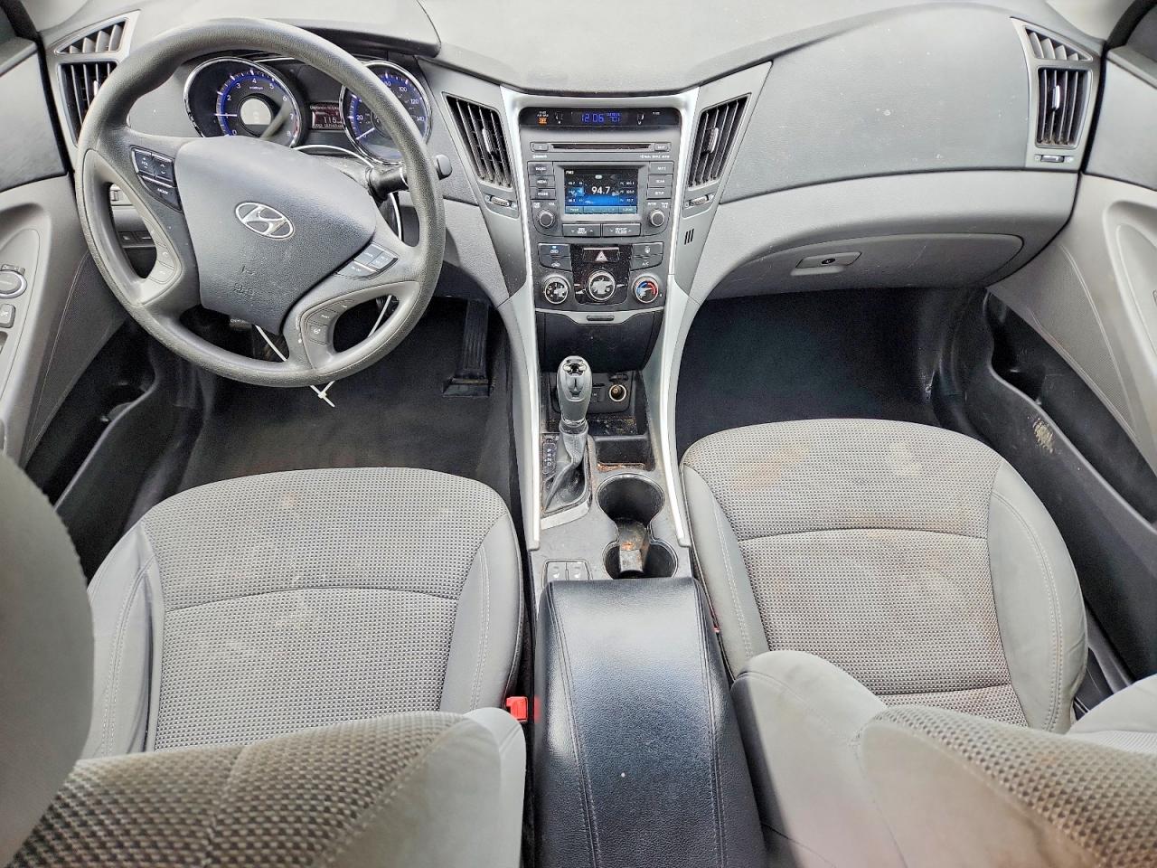 2014 HYUNDAI SONATA GLS photo 15