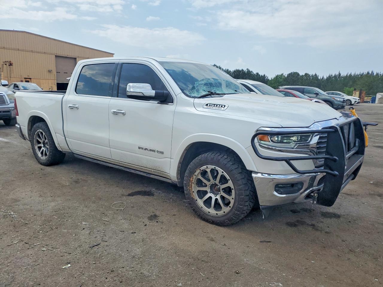 2021 RAM 1500 LONGHORN photo 4