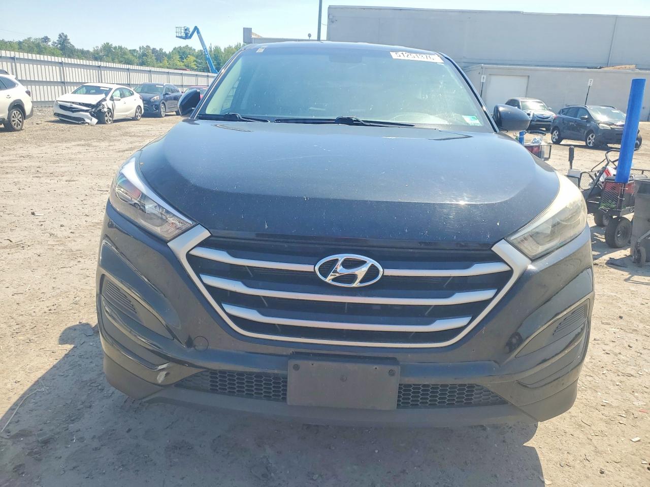 2017 HYUNDAI TUCSON SE photo 13