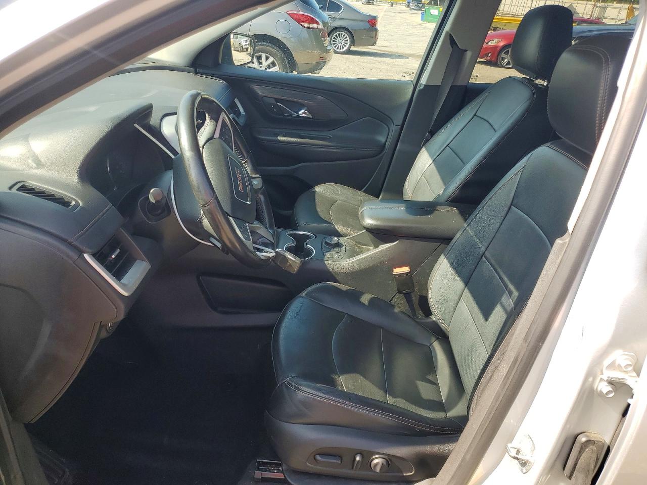 2019 GMC TERRAIN SLT photo 13