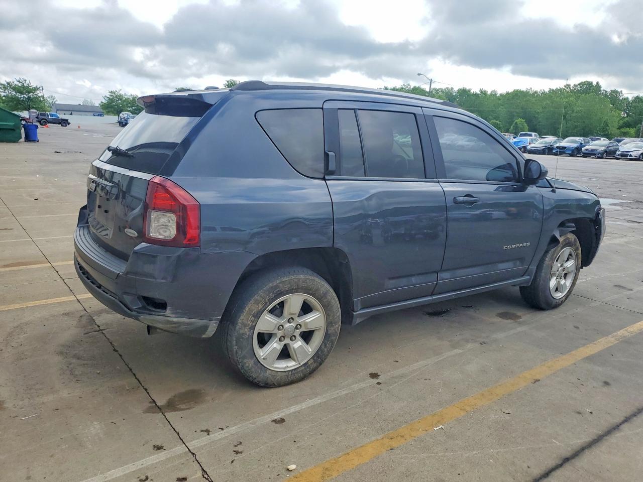 2016 JEEP COMPASS LATITUDE photo 3