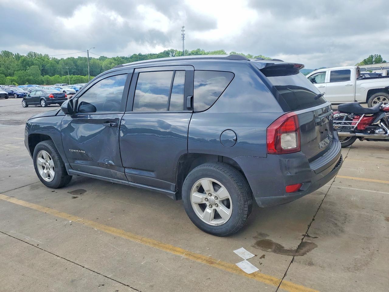 2016 JEEP COMPASS LATITUDE photo 2