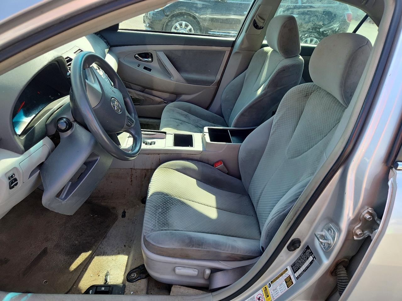 2009 TOYOTA CAMRY LE photo 13
