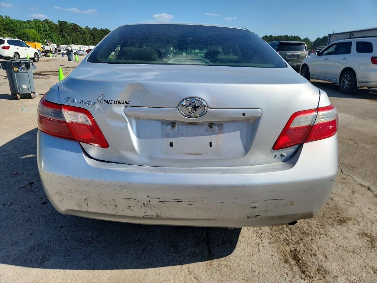 2009 TOYOTA CAMRY LE photo 11