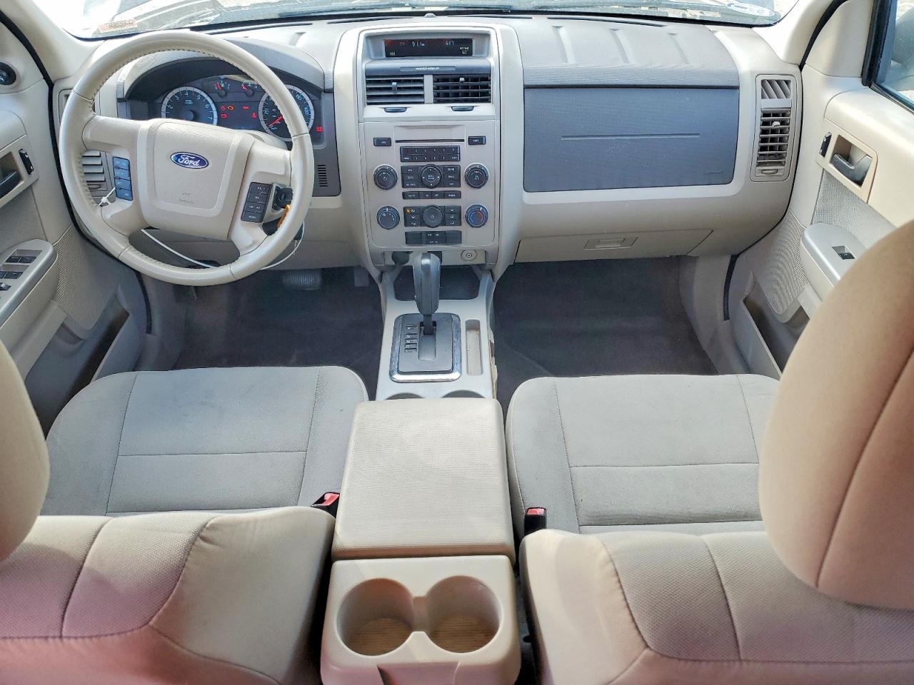 2012 FORD ESCAPE XLT photo 29