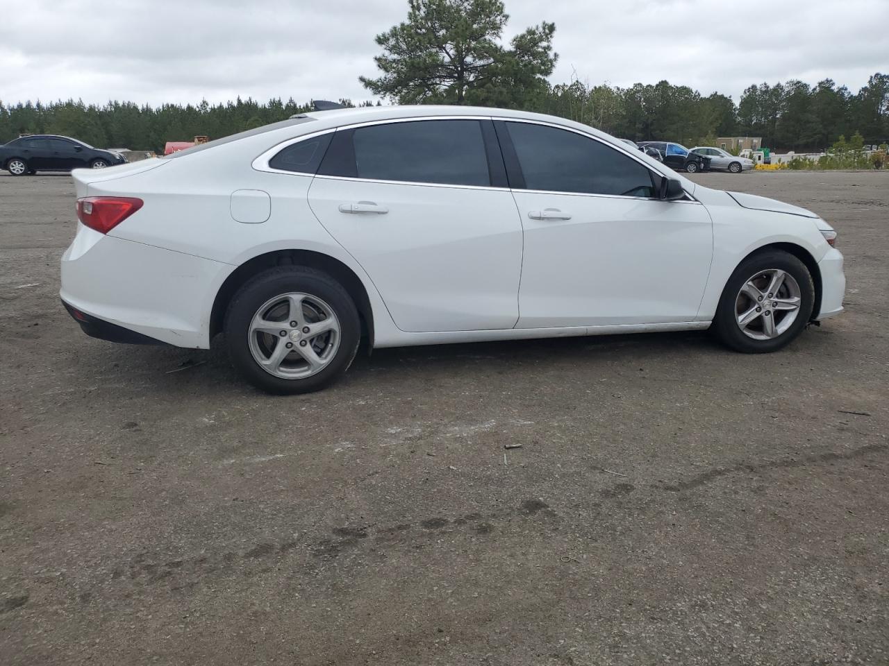 2018 CHEVROLET MALIBU LS photo 7