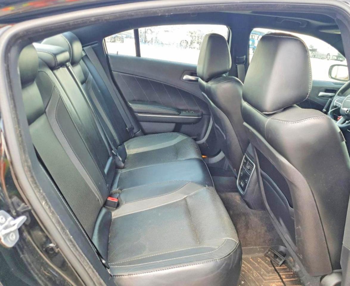 2015 DODGE CHARGER SXT photo 19