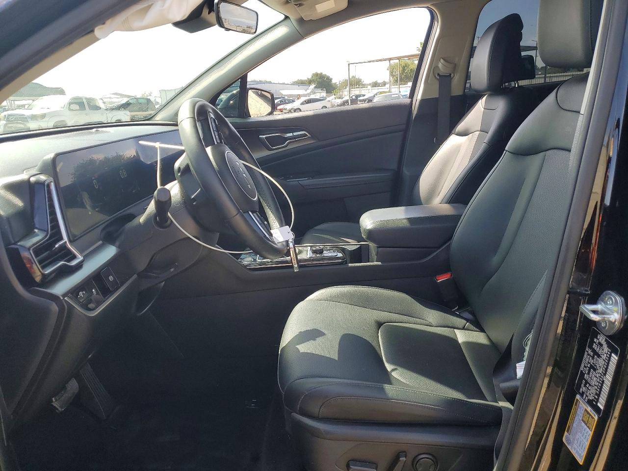 2023 KIA SPORTAGE photo 13