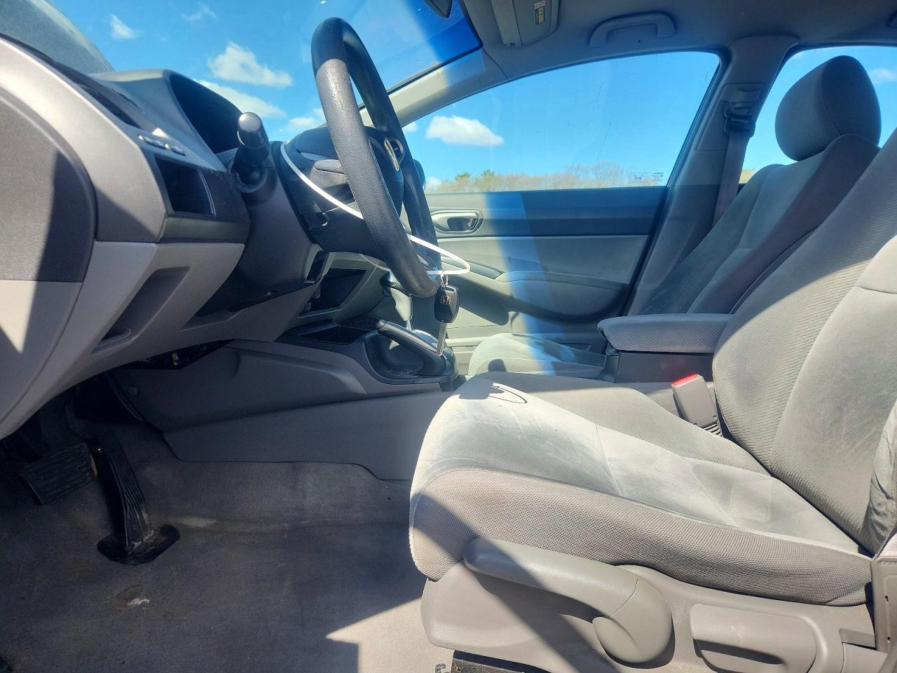 2010 HONDA CIVIC LX photo 19