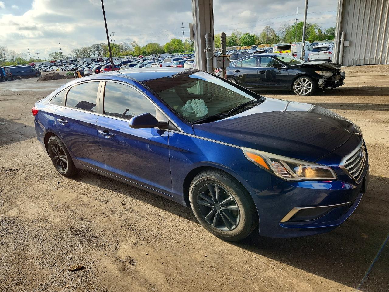2016 HYUNDAI SONATA SE photo 10