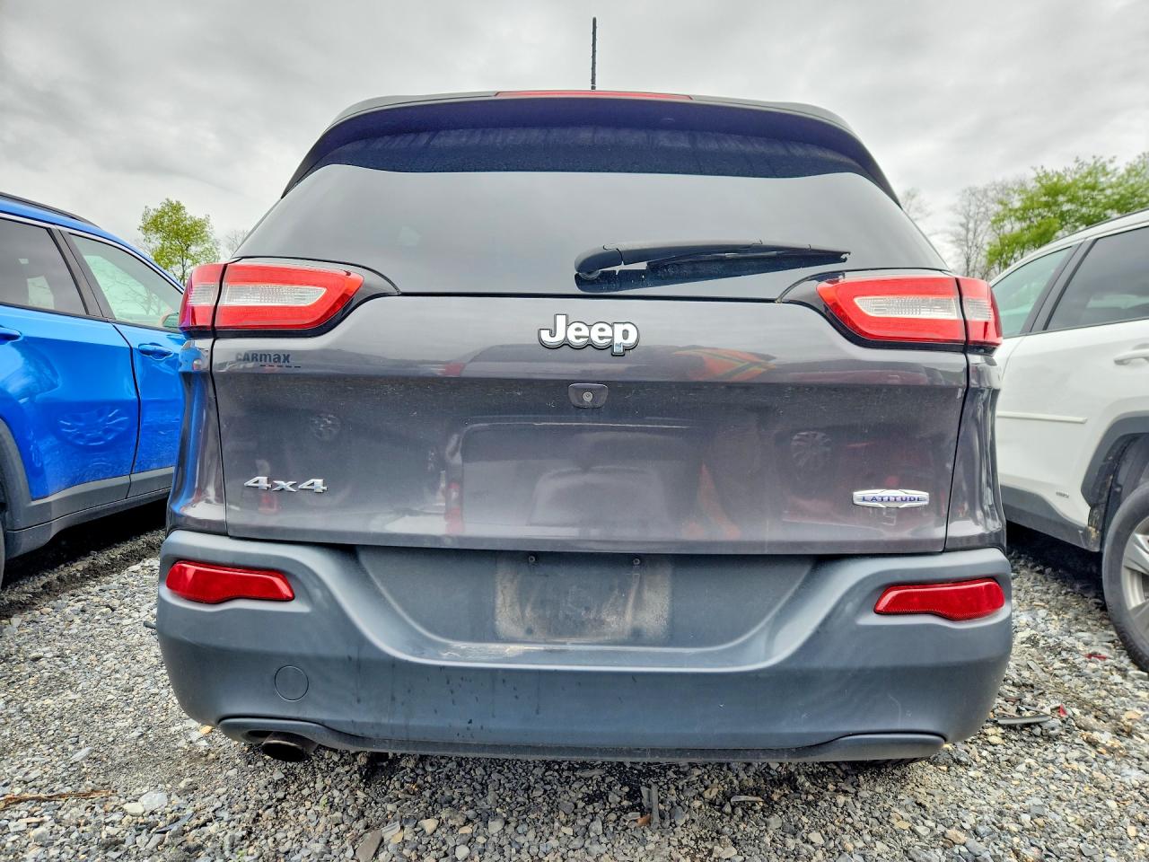 2016 JEEP CHEROKEE LATITUDE photo 16