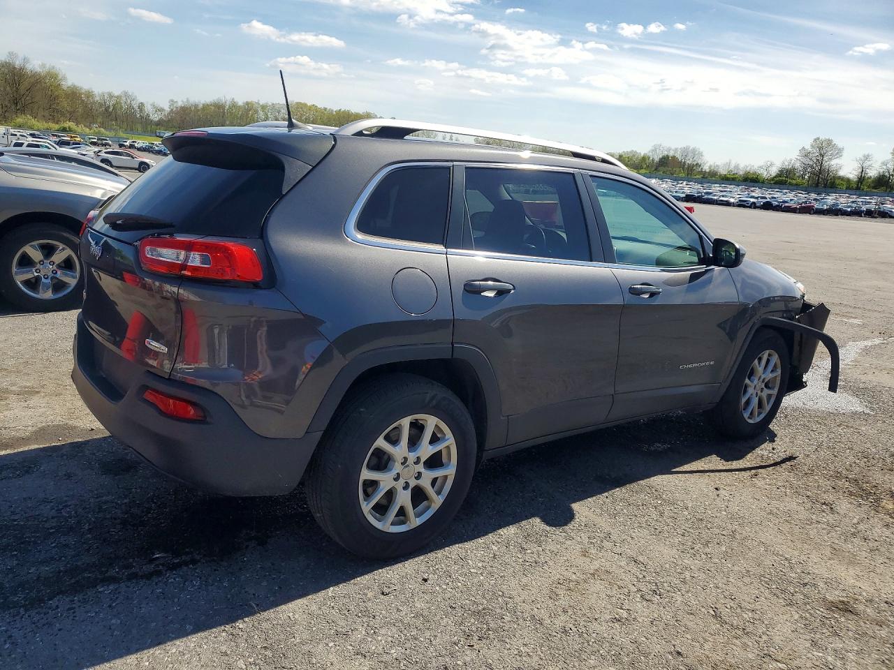 2016 JEEP CHEROKEE LATITUDE photo 7