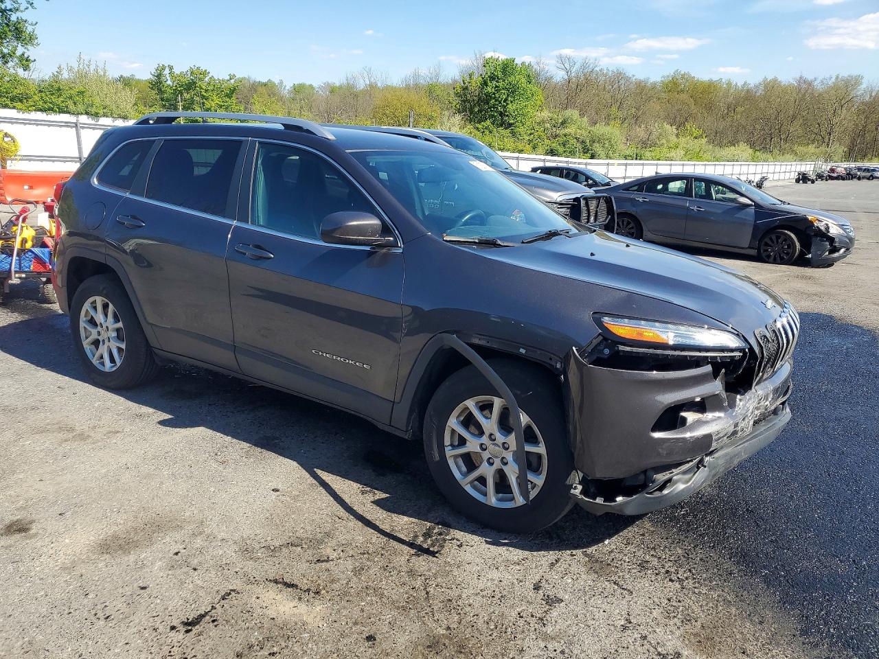 2016 JEEP CHEROKEE LATITUDE photo 10