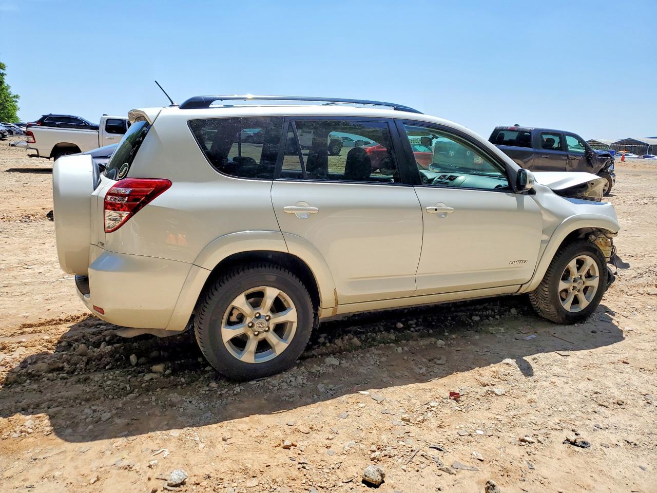 2010 TOYOTA RAV4 LIMITED photo 5
