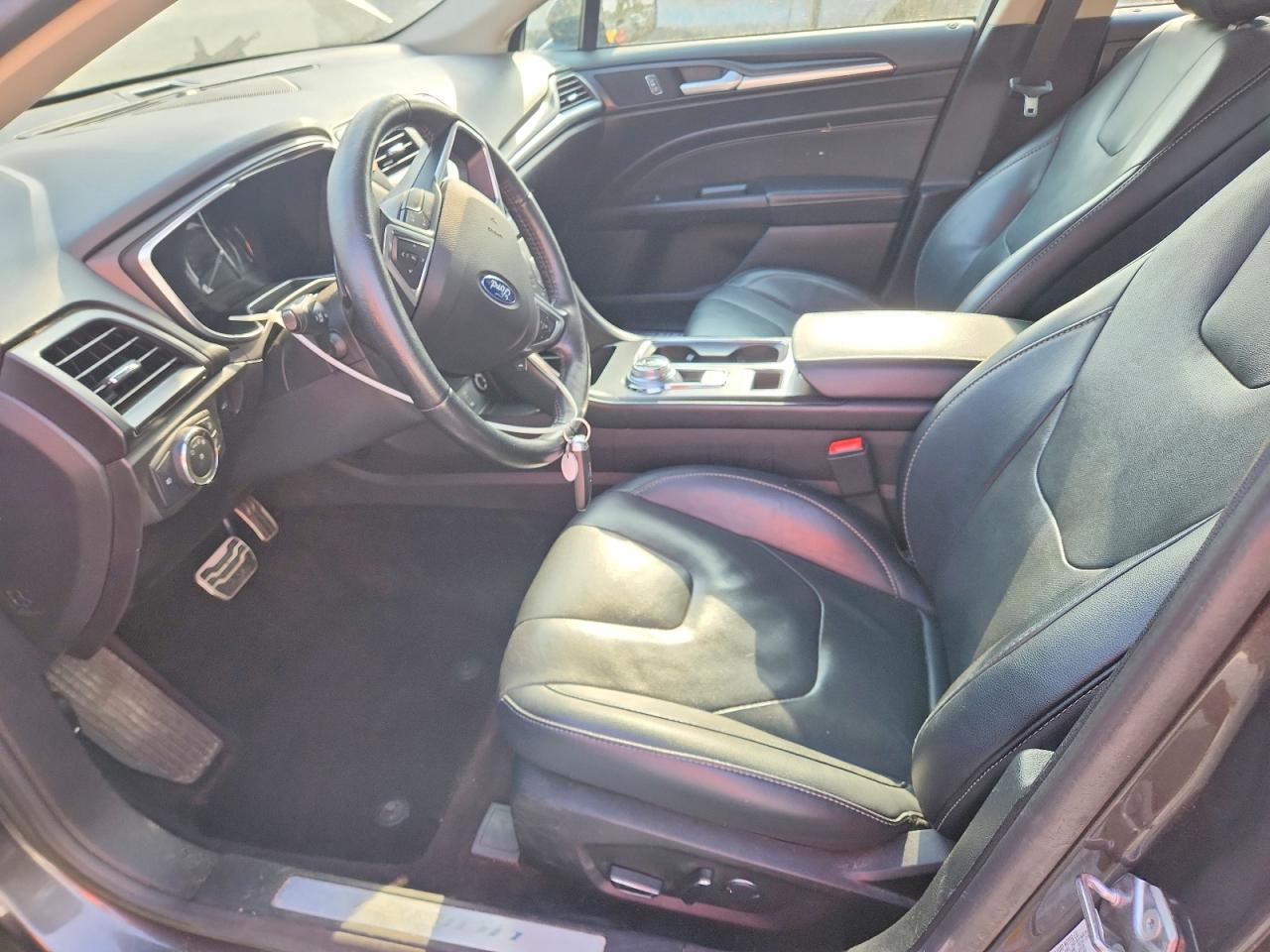 2017 FORD FUSION TITANIUM photo 19