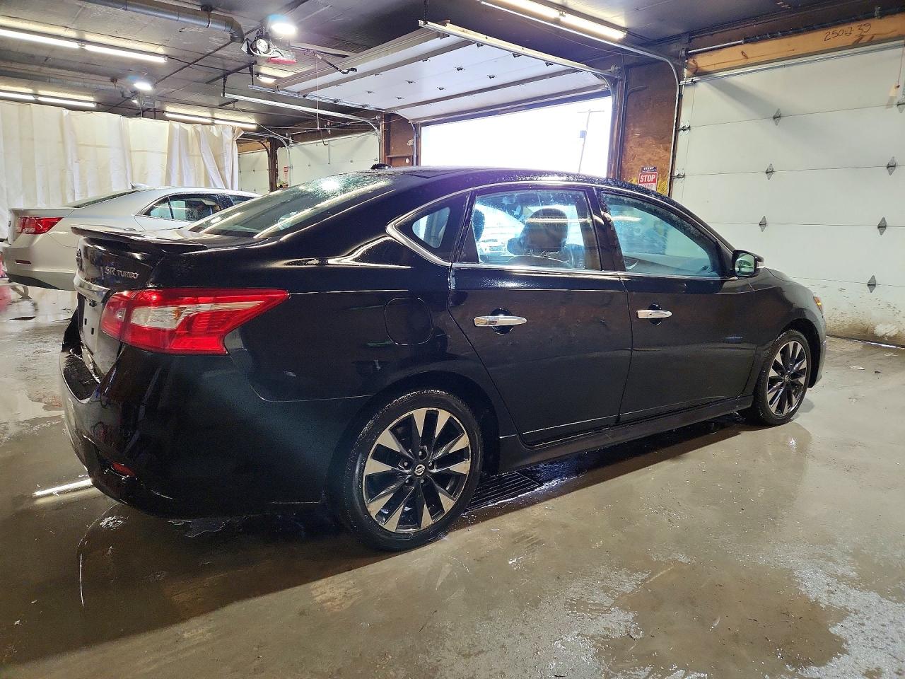 2017 NISSAN SENTRA SR TURBO photo 3