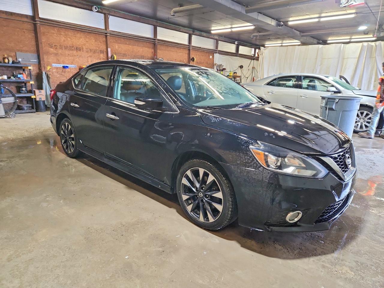 2017 NISSAN SENTRA SR TURBO photo 4