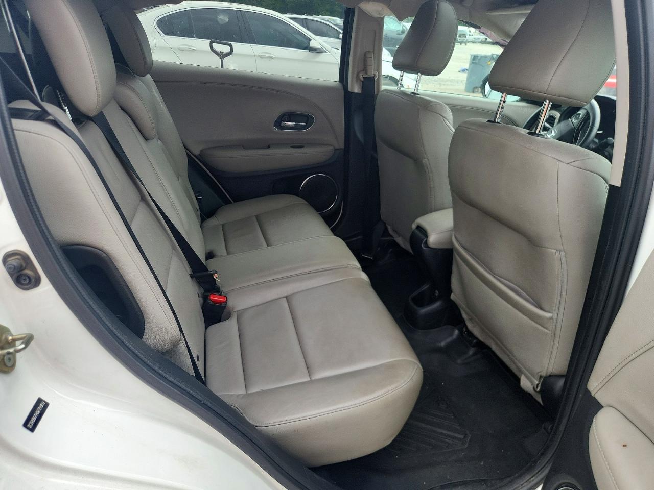 2016 HONDA HR-V EXL photo 31