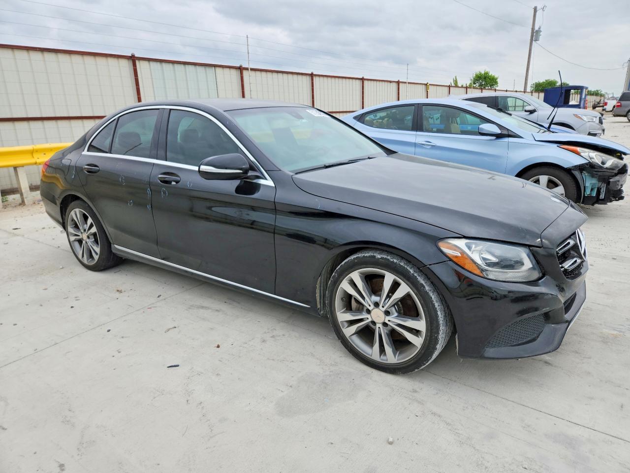 2015 MERCEDES-BENZ C 300 photo 10