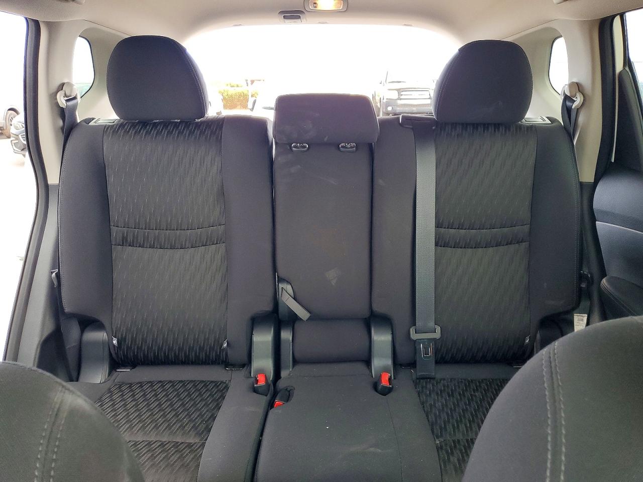 2020 NISSAN ROGUE SV photo 19
