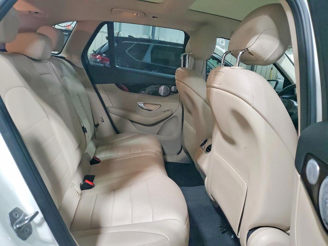 2018 MERCEDES-BENZ GLC 300 4MATIC photo 11