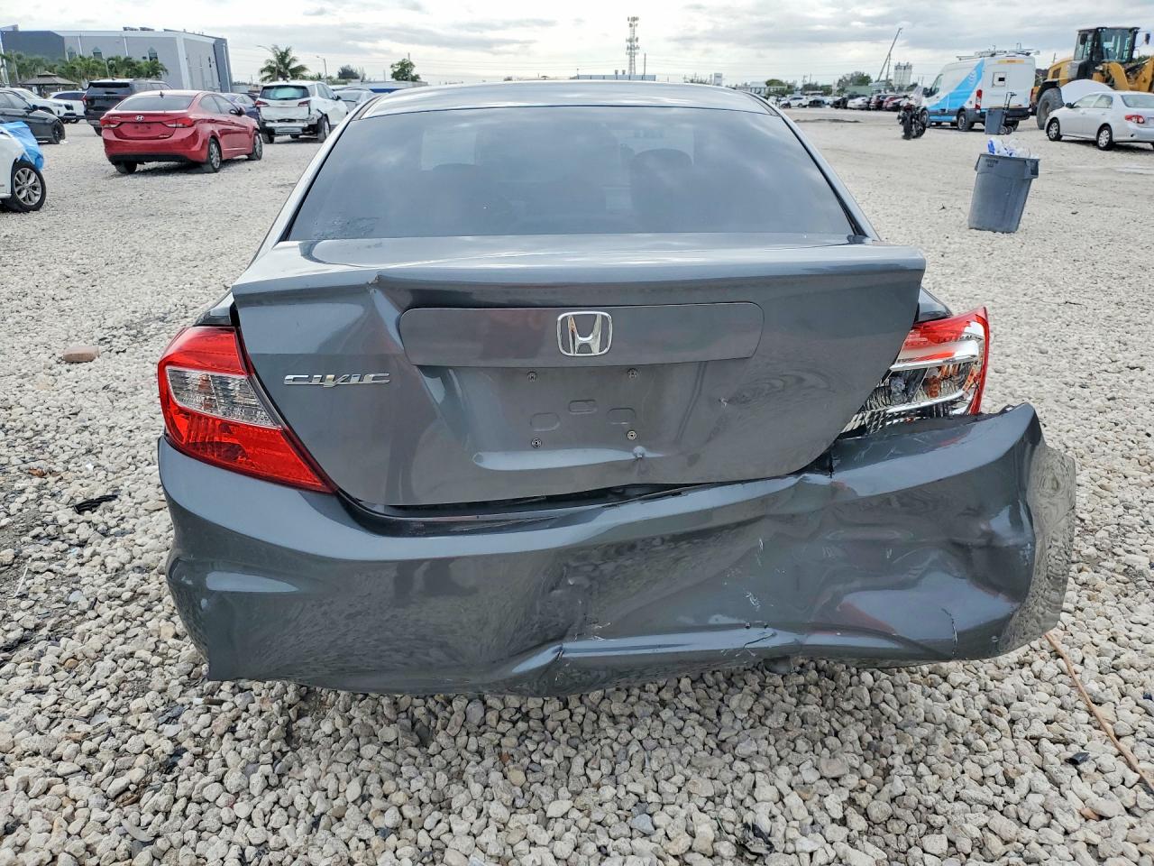 2012 HONDA CIVIC LX photo 11