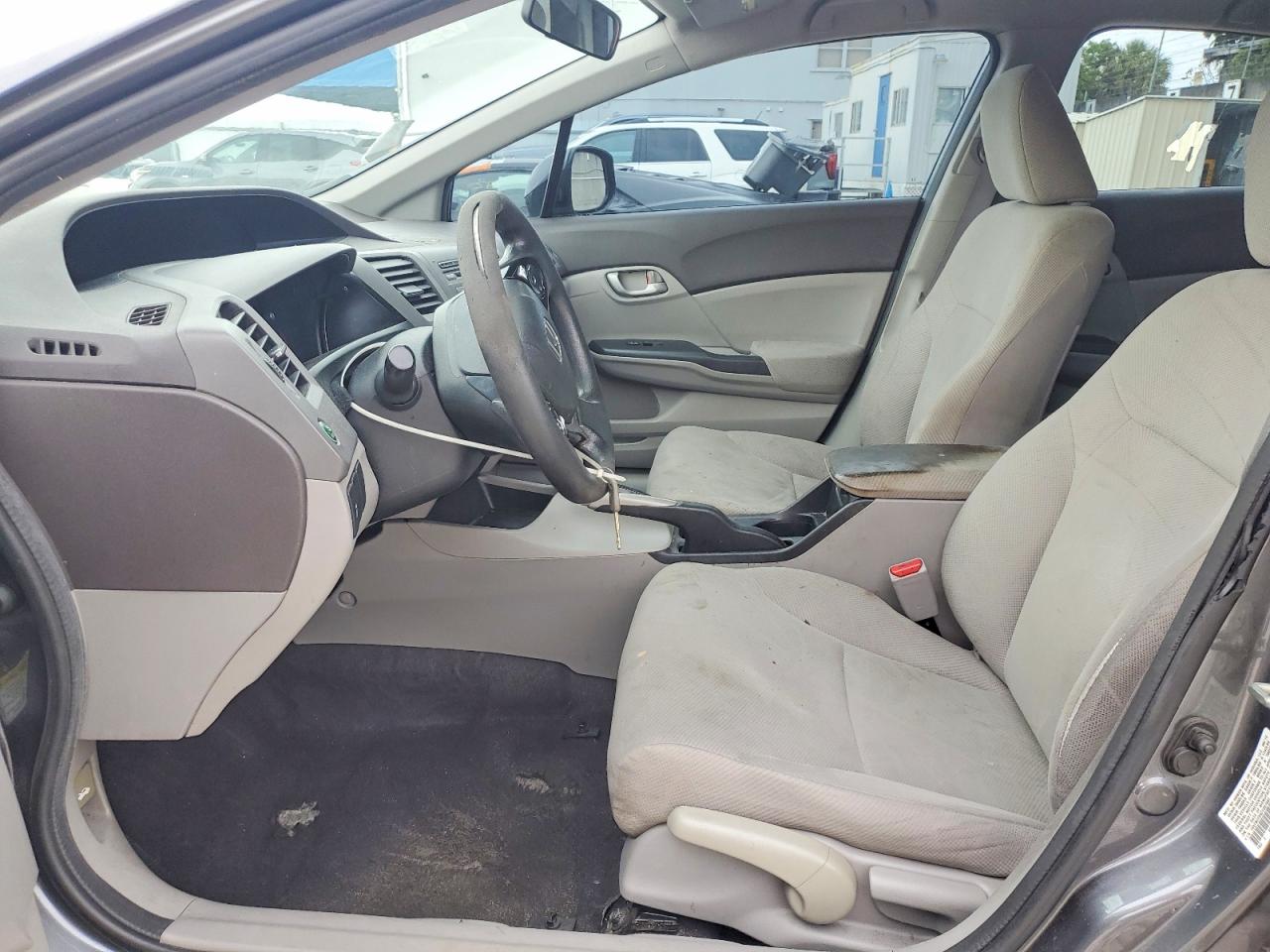 2012 HONDA CIVIC LX photo 13