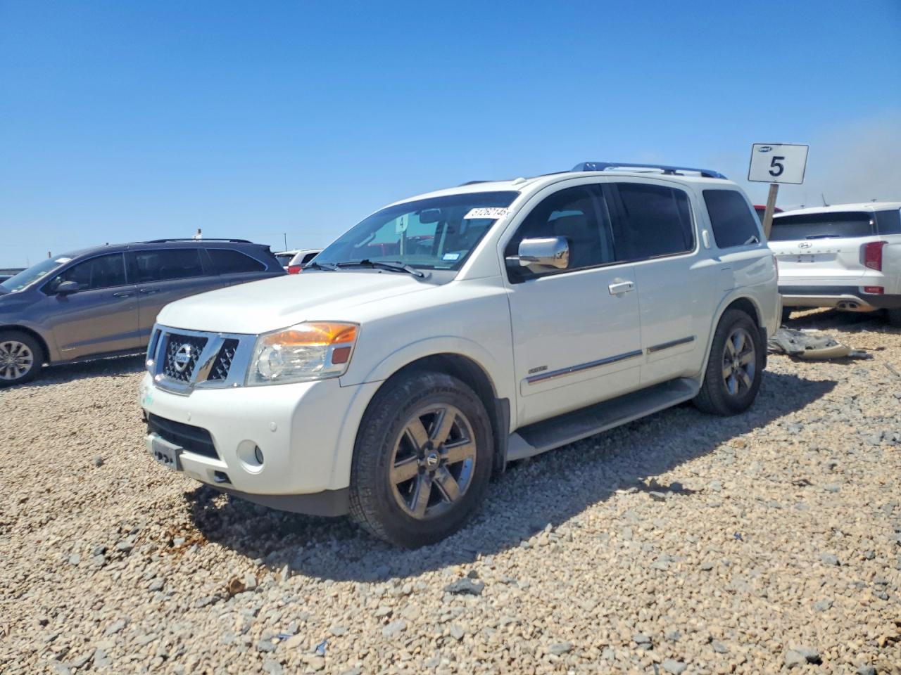 2013 NISSAN ARMADA