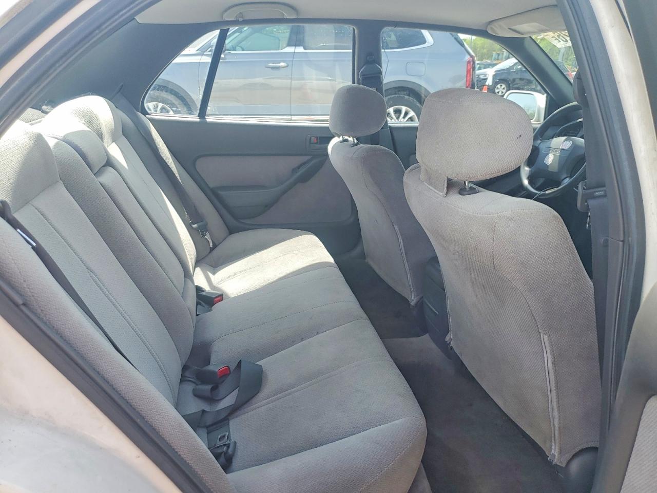 1996 TOYOTA CAMRY LE photo 19
