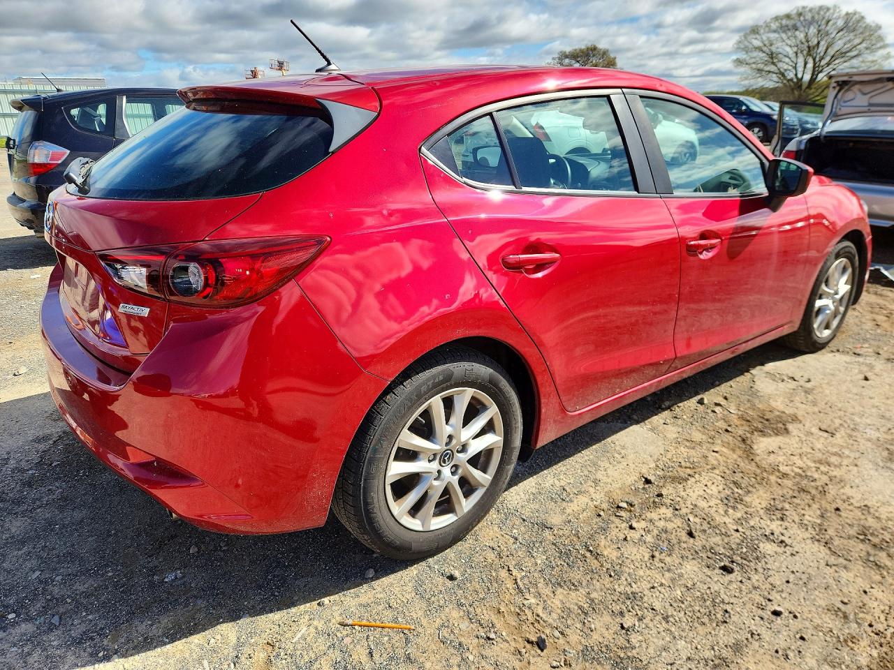 2017 MAZDA 3 SPORT photo 5