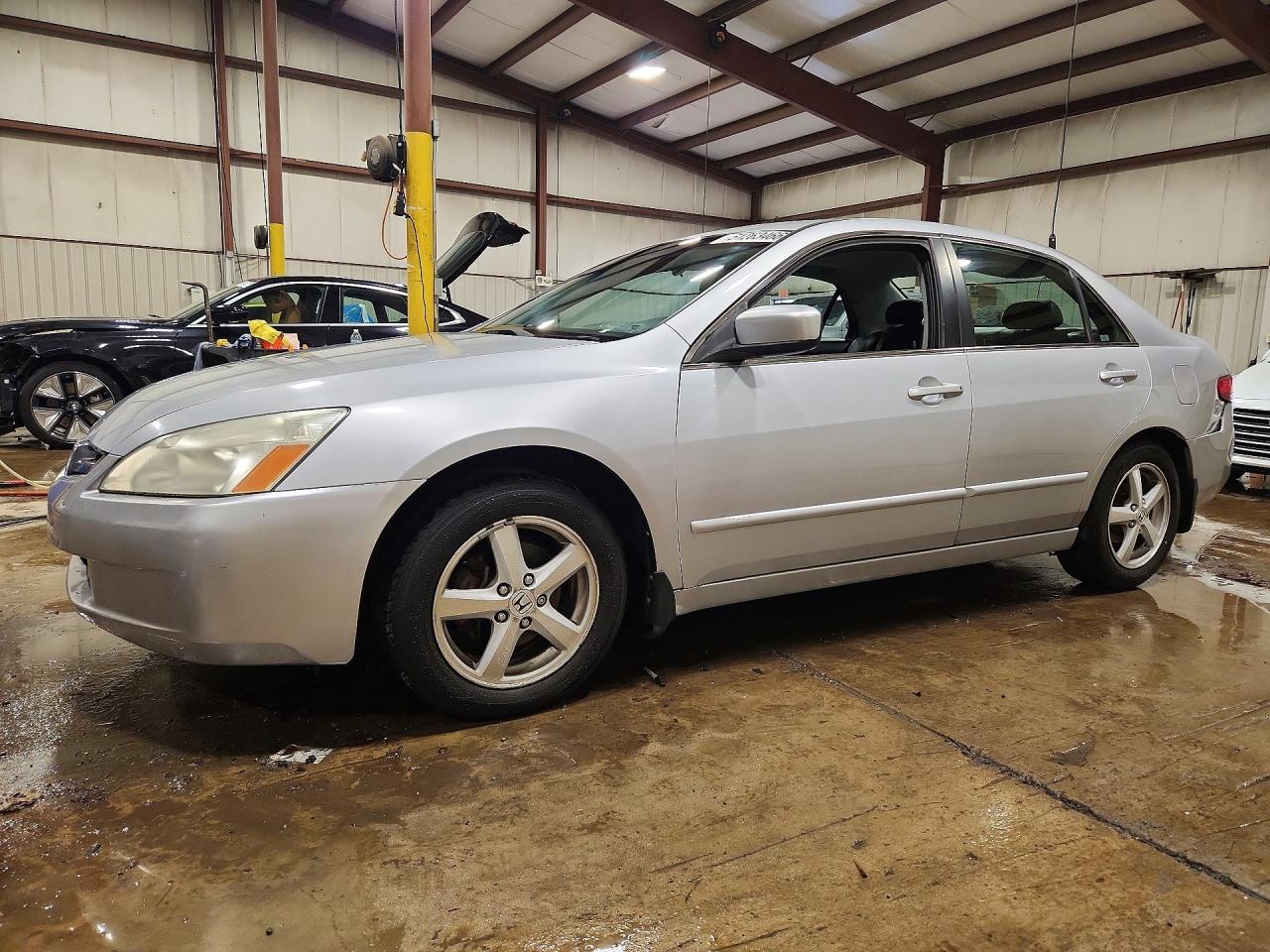 2005 HONDA ACCORD