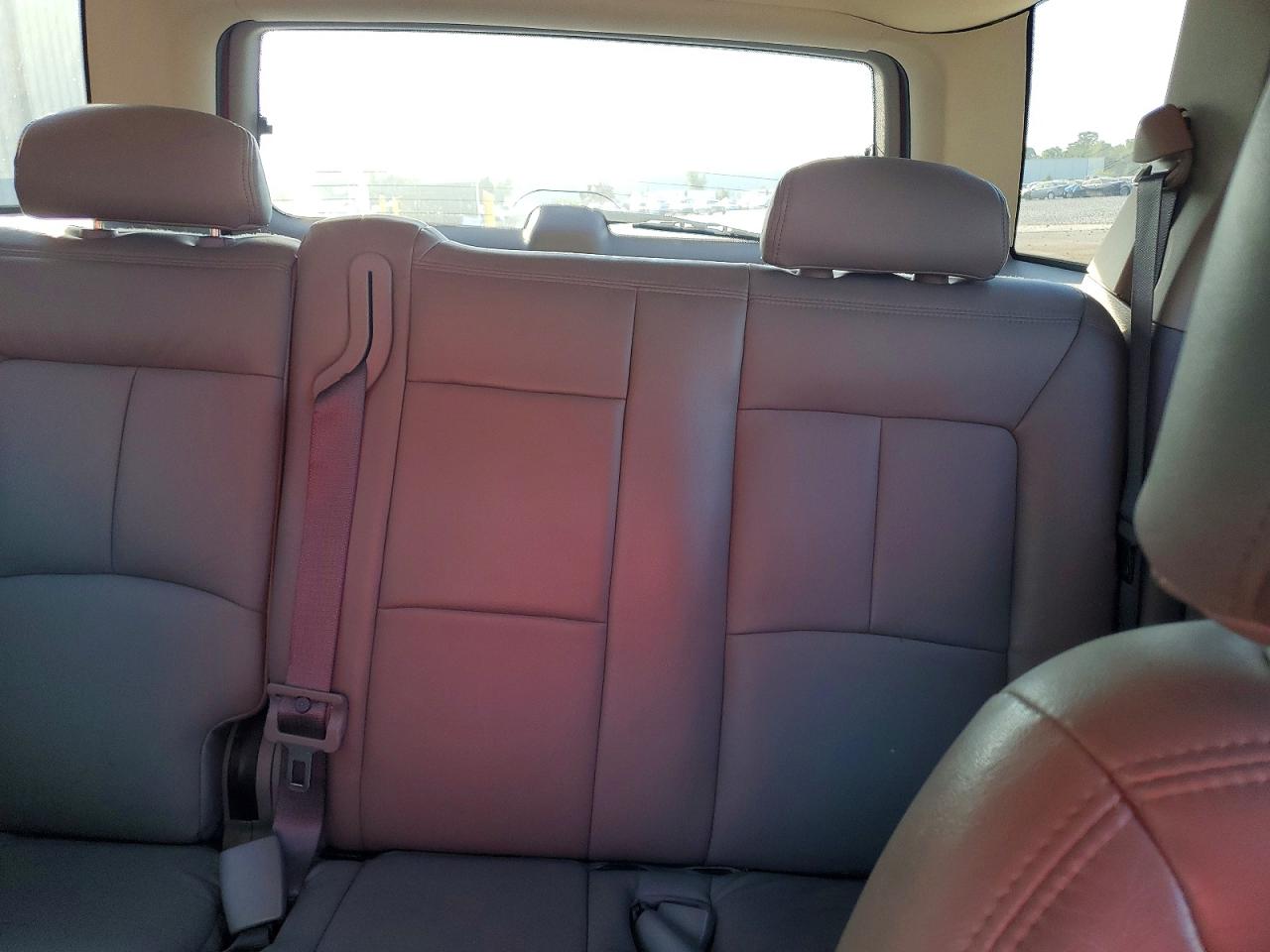 2006 SATURN VUE photo 28