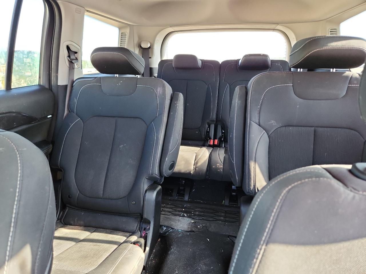2023 JEEP GRAND CHEROKEE L LAREDO photo 19