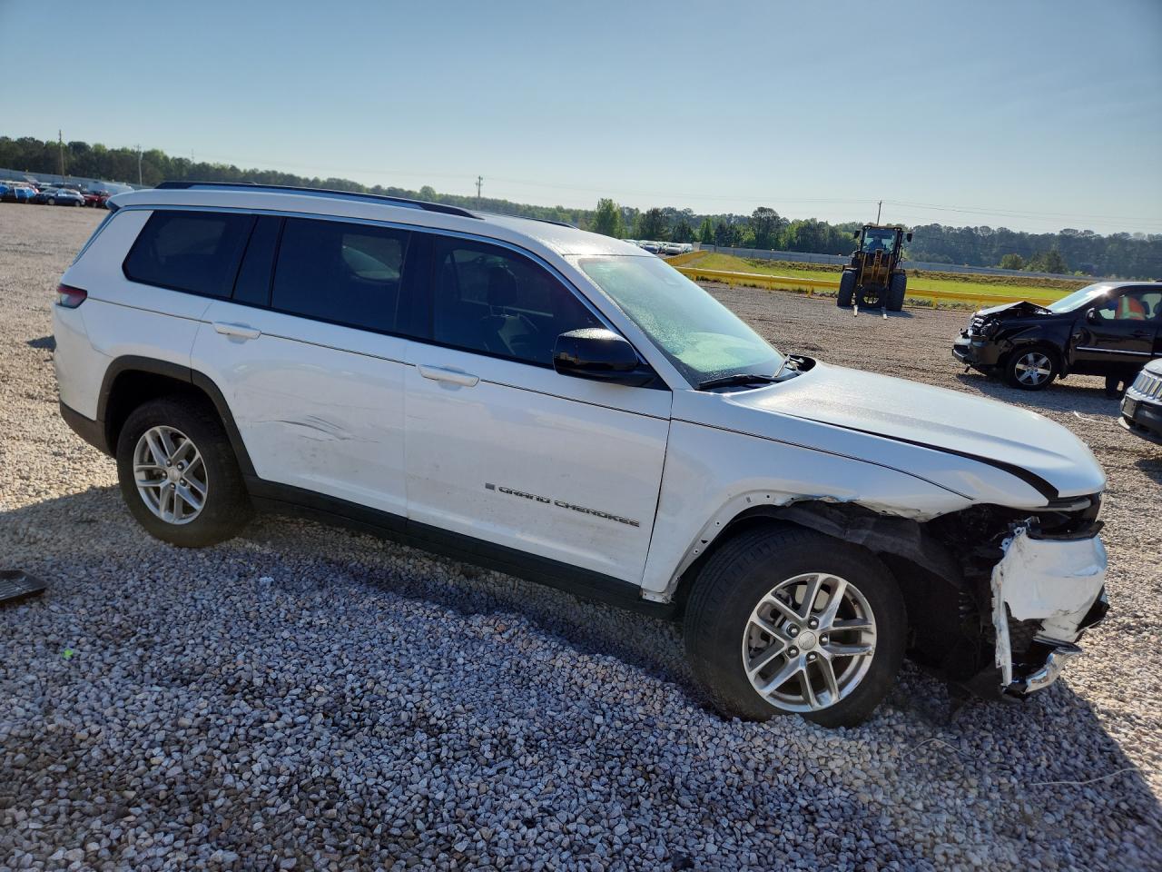 2023 JEEP GRAND CHEROKEE L LAREDO photo 7