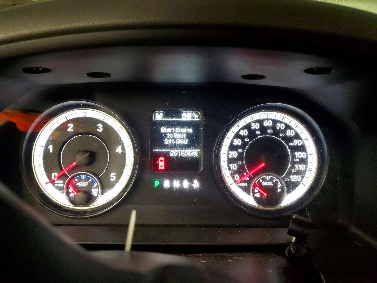 2014 RAM 1500 SLT photo 17