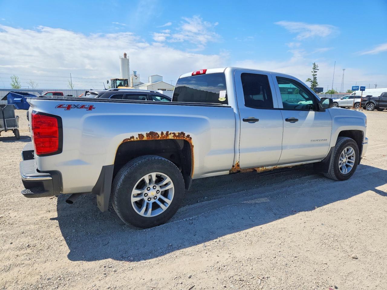2014 CHEVROLET SILVERADO photo 5