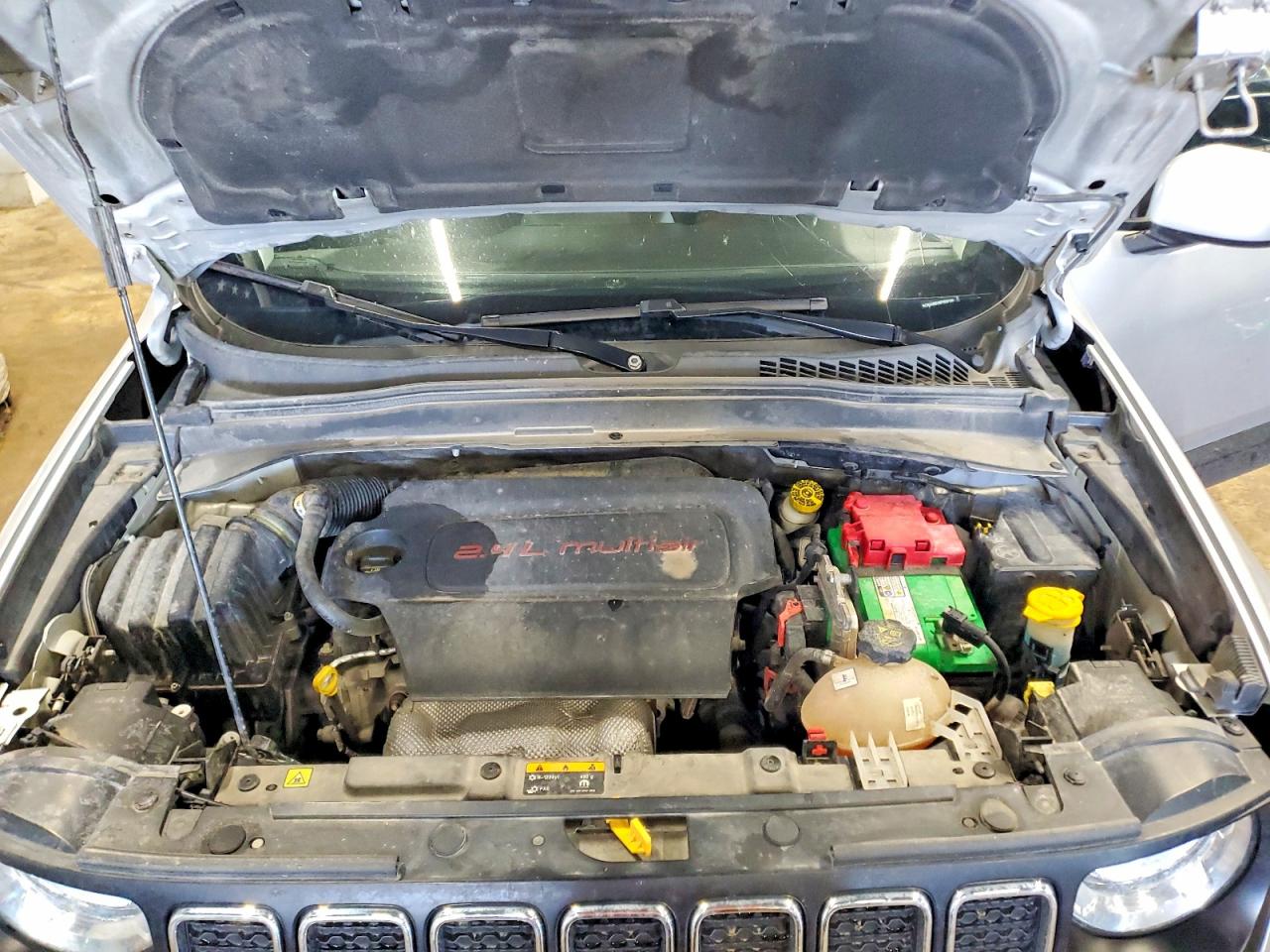 2019 JEEP RENEGADE LATITUDE photo 34