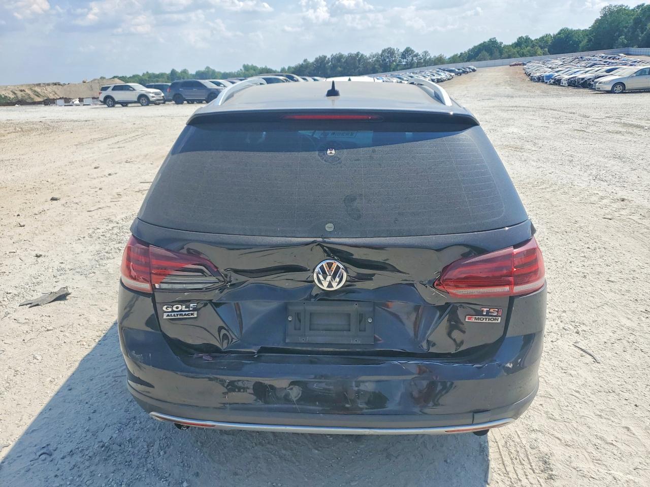 2017 VOLKSWAGEN GOLF ALLTRACK S photo 16