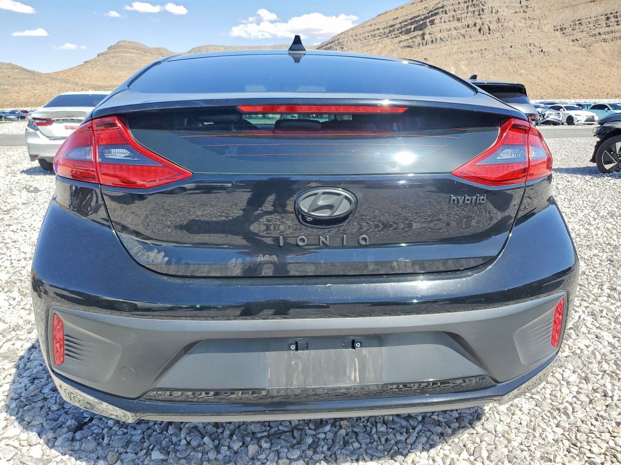 2017 HYUNDAI IONIQ SEL photo 11
