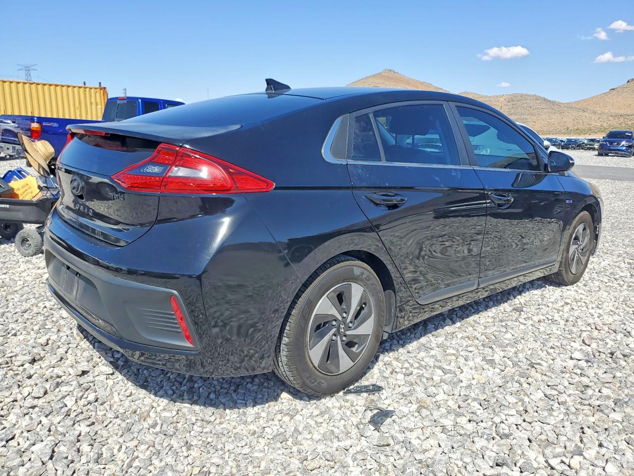 2017 HYUNDAI IONIQ SEL photo 5