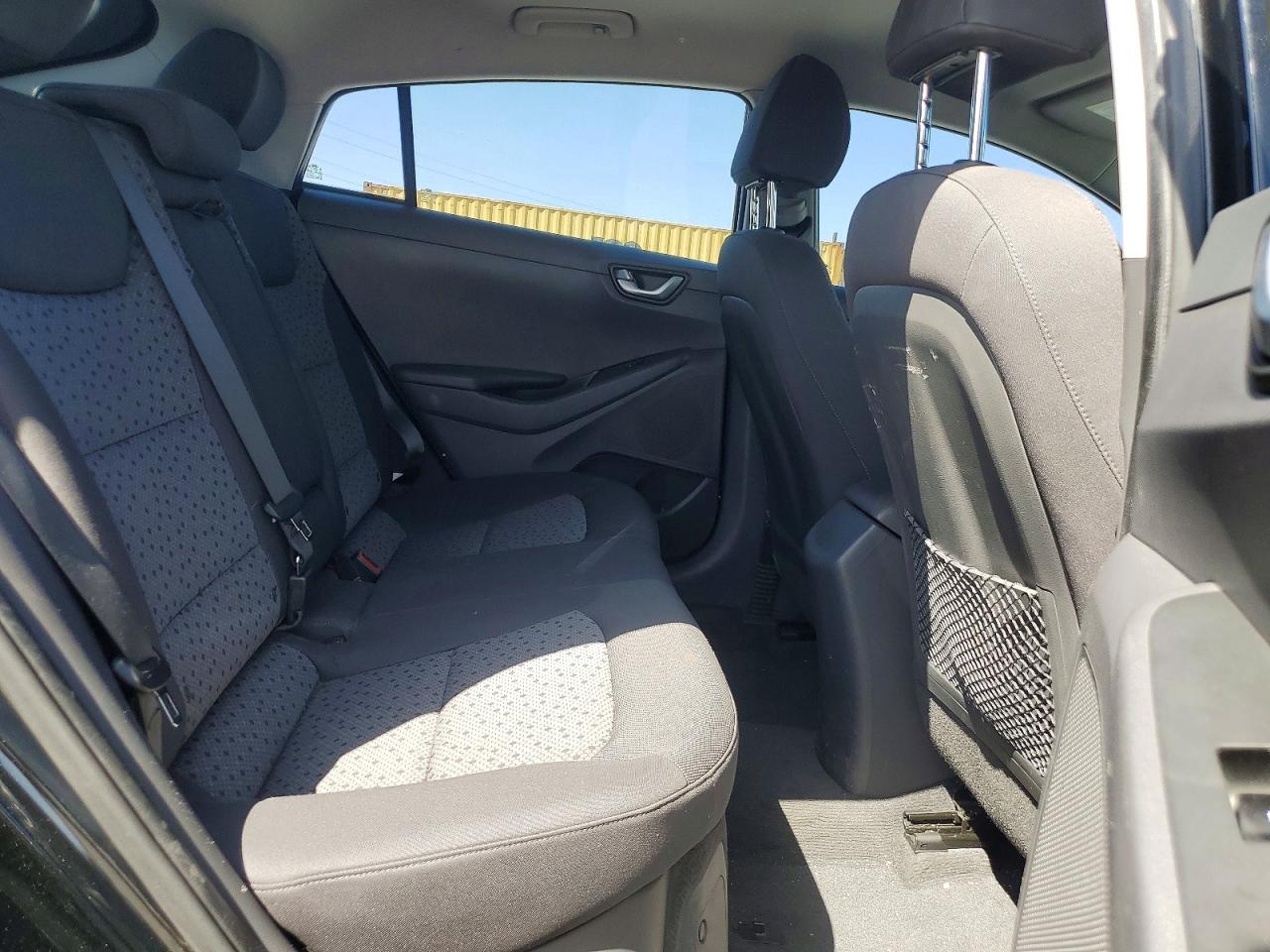 2017 HYUNDAI IONIQ SEL photo 19