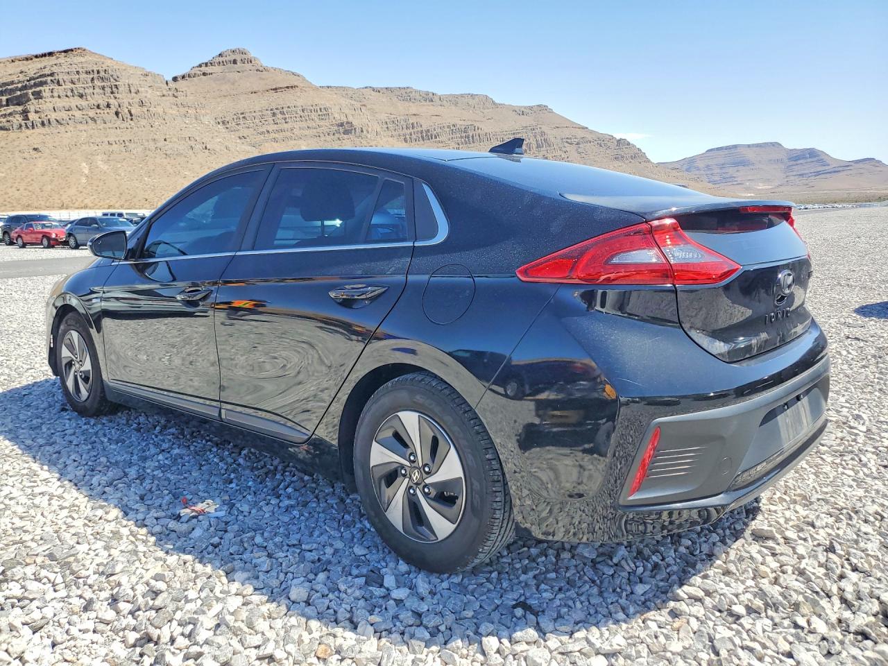 2017 HYUNDAI IONIQ SEL photo 3