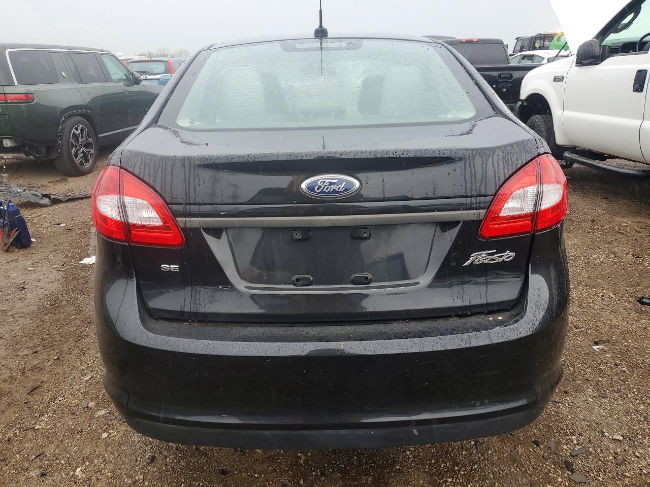 2012 FORD FIESTA SE photo 11