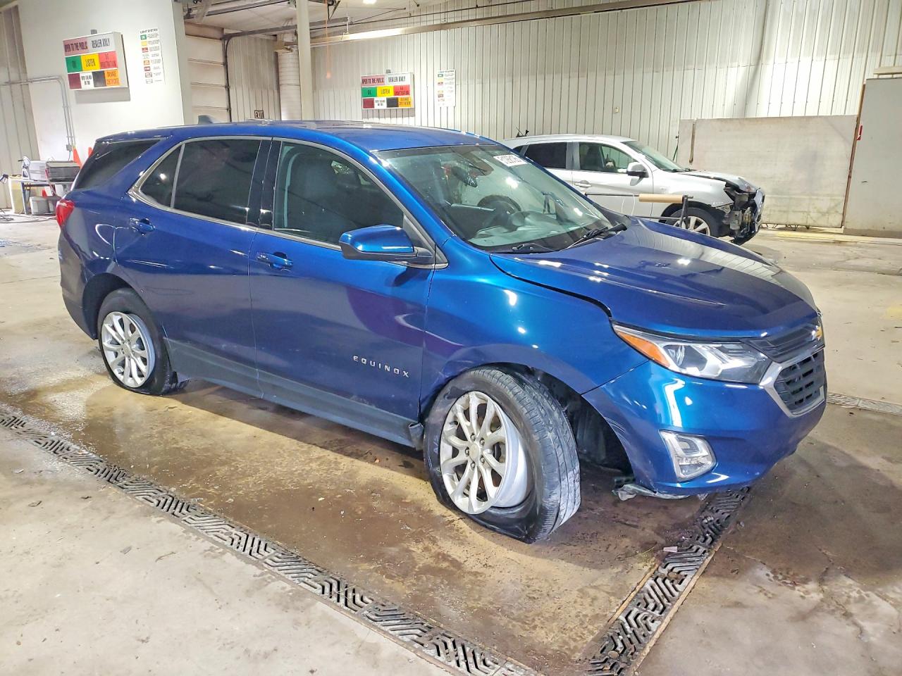 2020 CHEVROLET EQUINOX LT photo 10
