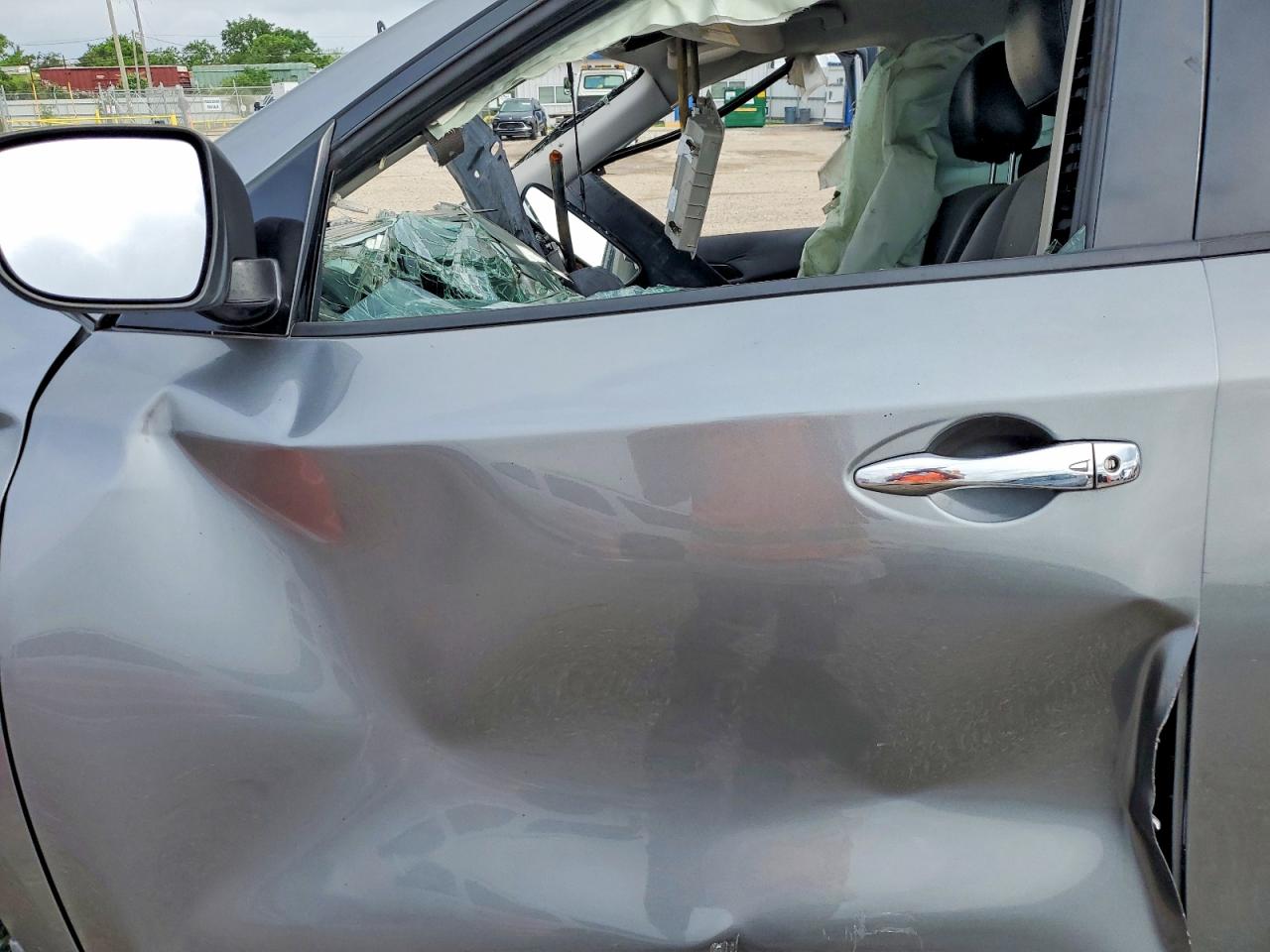 2020 NISSAN PATHFINDER SV photo 13