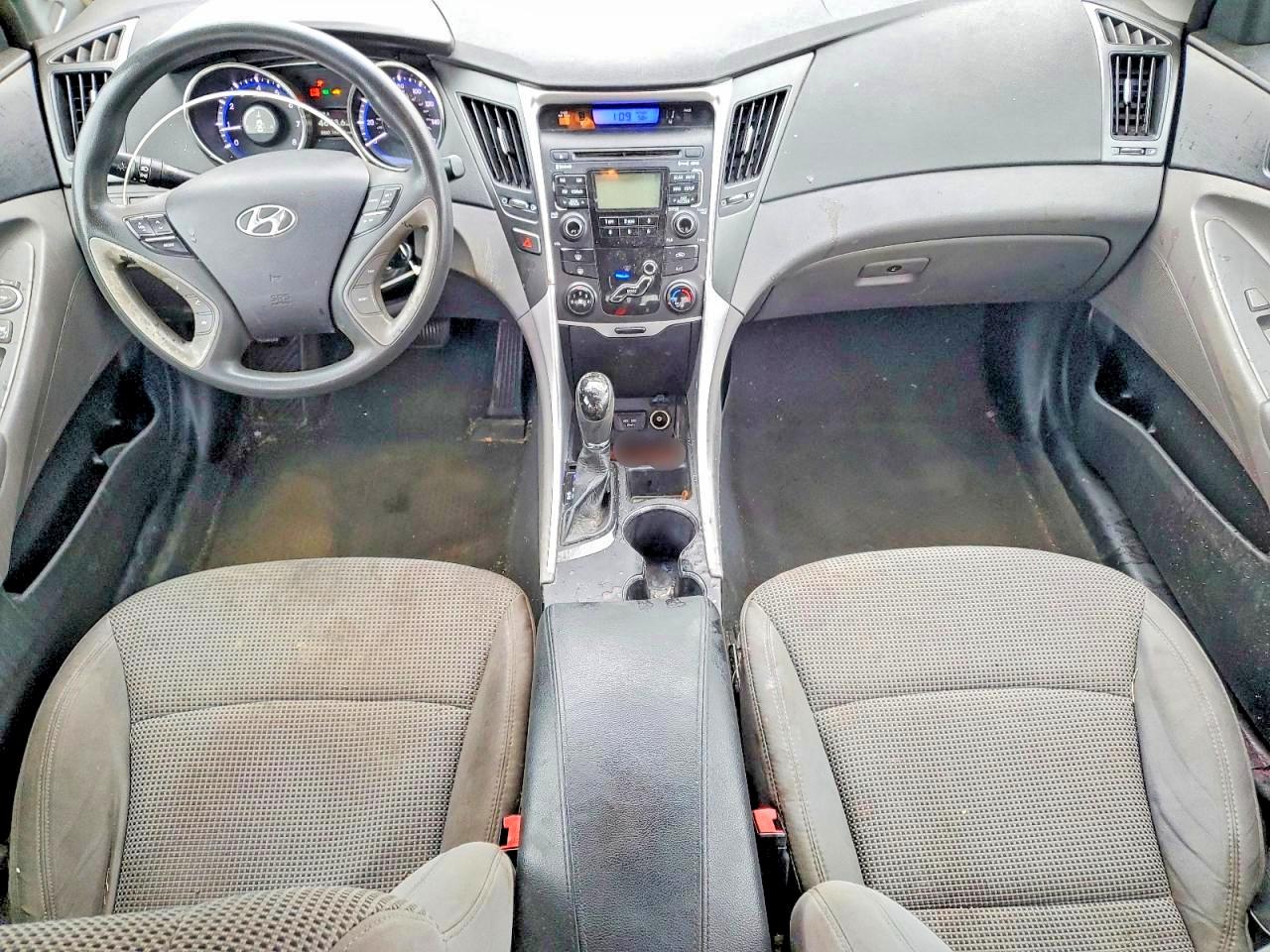 2011 HYUNDAI SONATA GLS photo 8